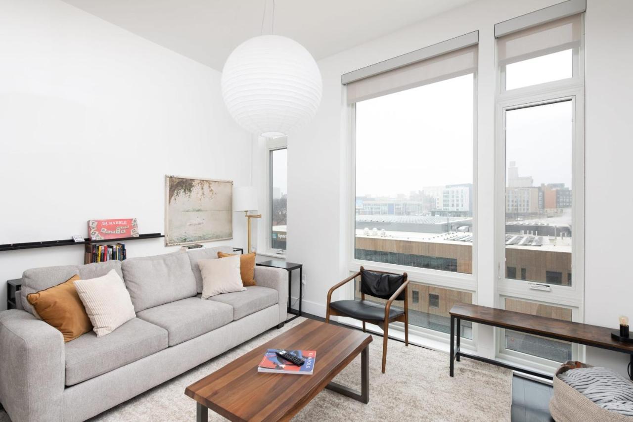 Flexhome Skywalk To Fiserv U4 With Rooftop, Gym, And Parking Milwaukee Exterior foto